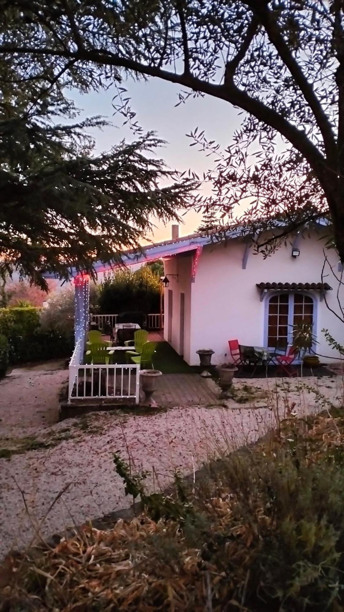 Tikazela - Domaine Ombre Et Lumiere Bed & Breakfast Saint-Jean-de-Muzols Bagian luar foto